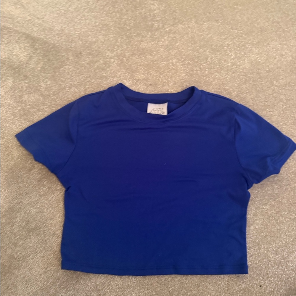Tiger Friday soft cropped tee. XS